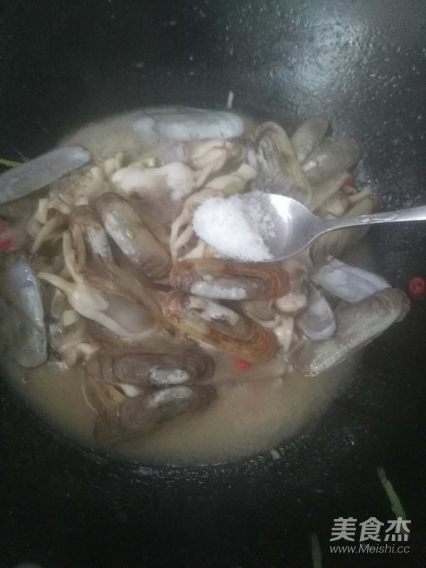 Fried Razor Clams recipe