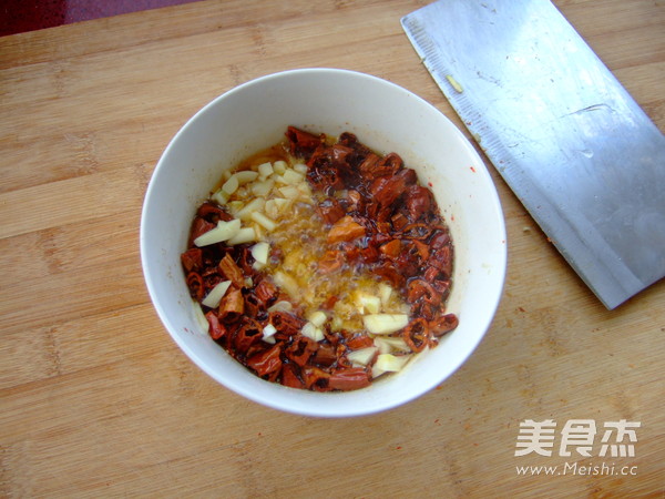 Garlic Oil with Chili Sauce recipe