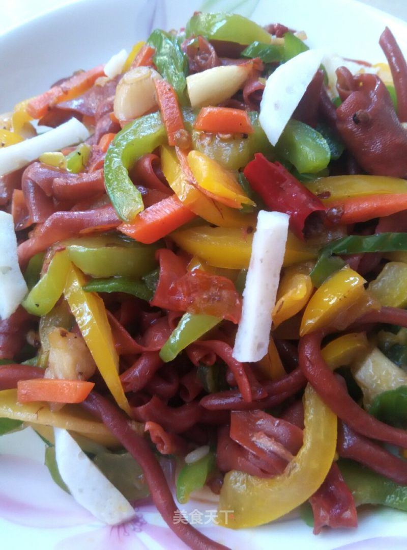 Stir-fried Jingwu Duck Intestines with Colored Peppers