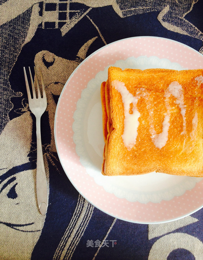 Breakfast in Less Than Ten Minutes-toast with Butter and Condensed Milk