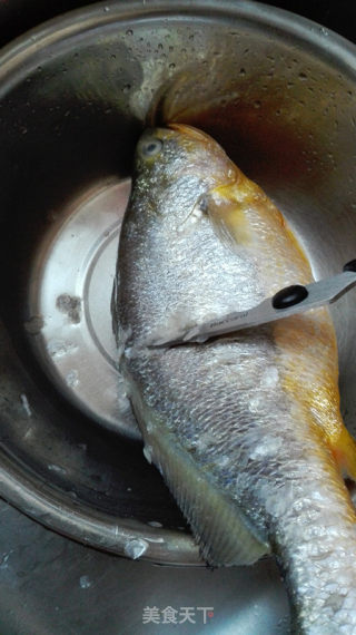 Steamed Yellow Croaker recipe