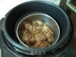 Steamed Pork Ribs with Lotus Seed recipe