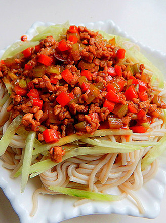 Sauce-flavored Pork Noodles recipe