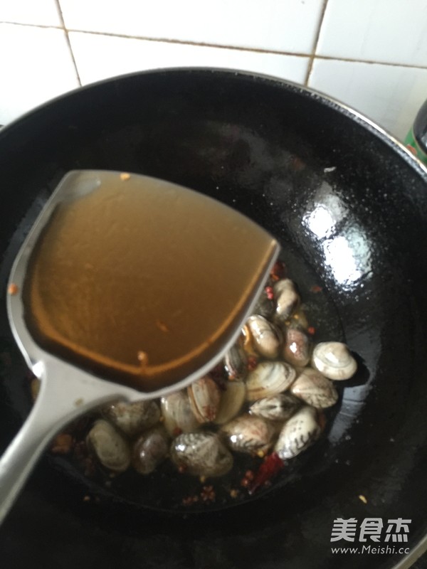 Stir-fried Clams recipe