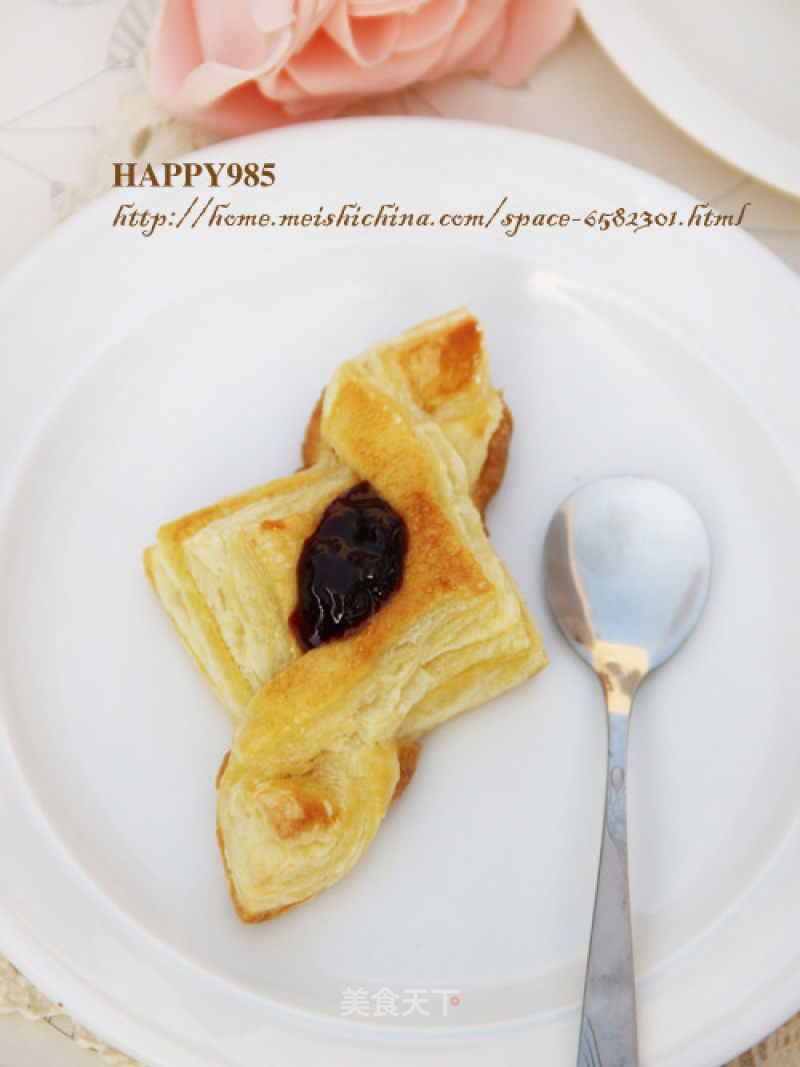 The Same Way of Eating, Different Shapes [jam Melaleuca Pastry] recipe