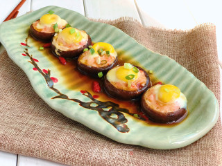Stuffed Quail Eggs with Mushrooms and Shrimps recipe