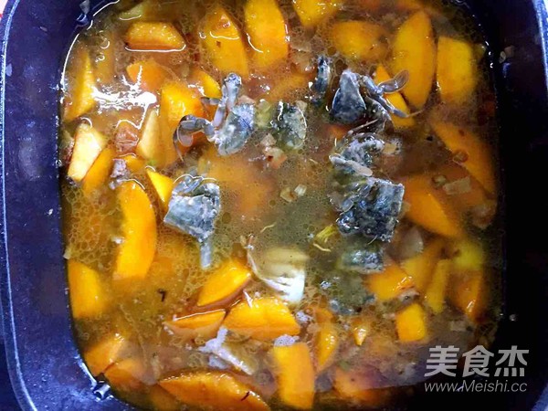 Pumpkin Stewed Crab recipe