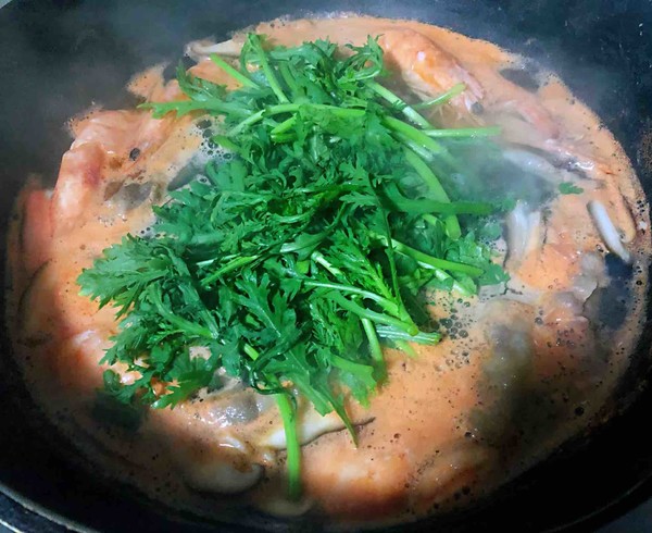 Shrimp, Fatty Lamb and Vegetable Noodles recipe