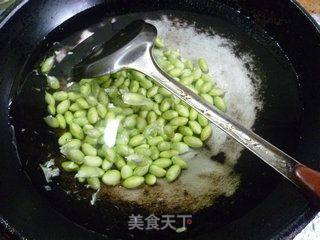 Drunk Bran Mixed with Edamame recipe