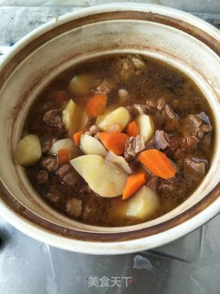 Stewed Beef Brisket with Potatoes and Carrots recipe