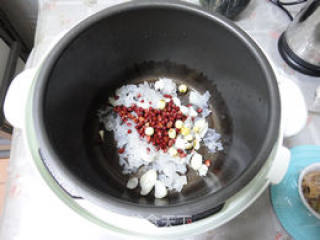 Tremella Lily Red Bean Congee recipe