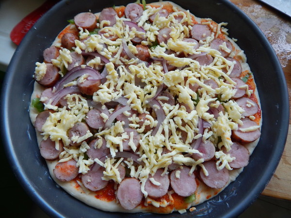 Sausage Pizza recipe