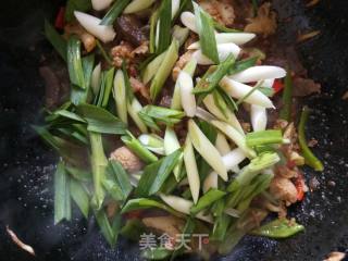 Stir-fried Cauliflower with Beef recipe