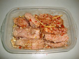 [garlic Pork Ribs] -----the Love of Our Family recipe