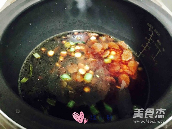 Cantonese Style Sausage Braised Rice recipe