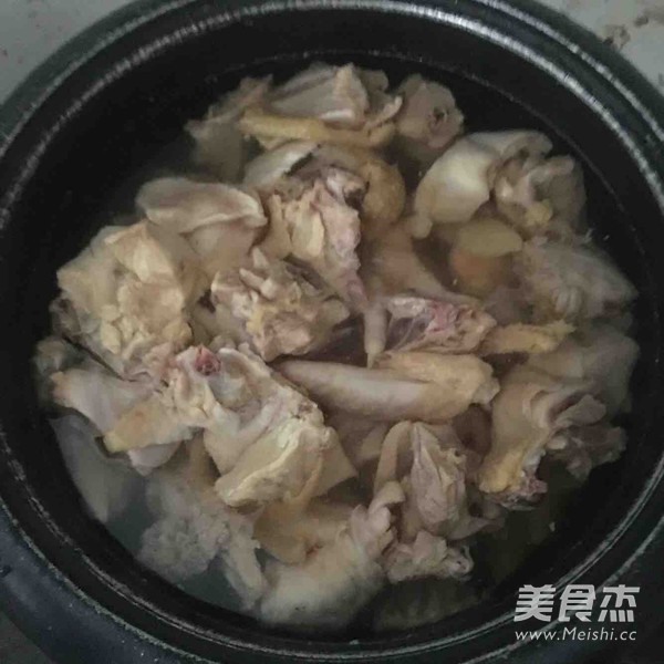 Durian Shell Stewed Chicken recipe