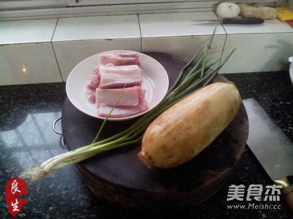 Lotus Root Pork Ribs Soup recipe