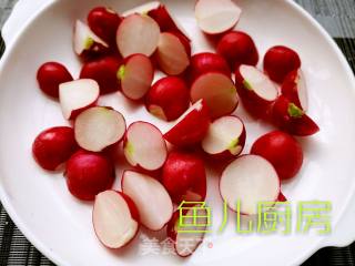 Sesame Oil Clear Soup with Cherry and Radish ── "fish Kitchen" Private Kitchen recipe