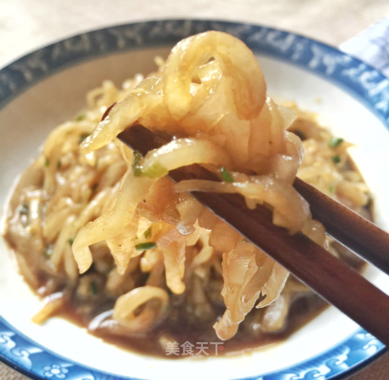 Crispy Shredded Radish with Cold Dressing recipe