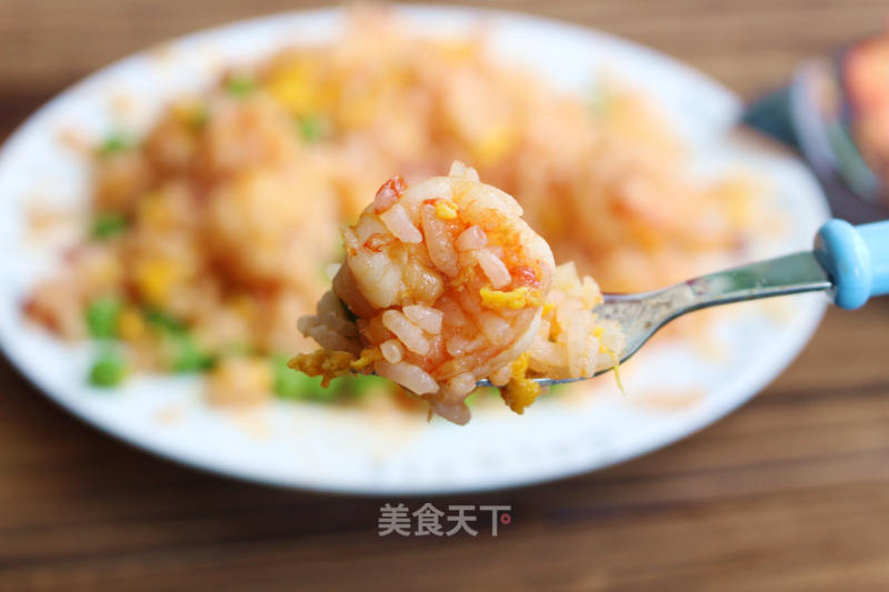 Fried Rice with Tomato, Shrimp and Egg