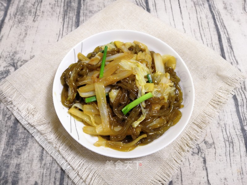 Stir-fried Noodles with Cabbage recipe