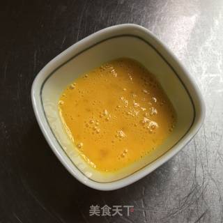 Lettuce Leaves Mixed with Egg Crust recipe