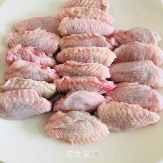 Crispy Chicken Wings with Tempeh recipe
