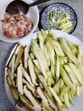 Stir-fried Eggplant Strips with Minced Meat recipe