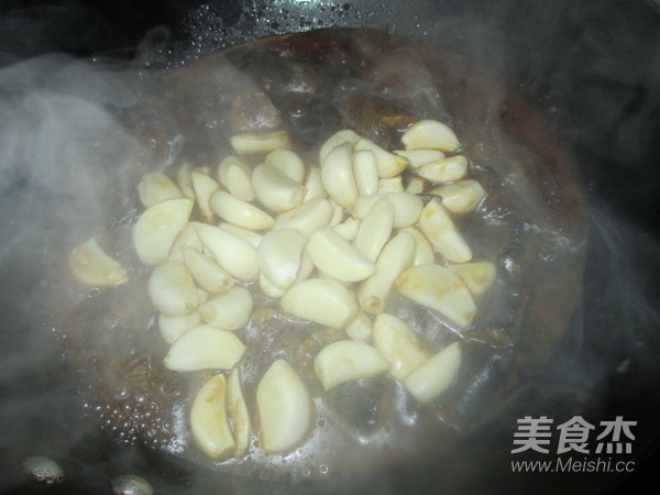 Garlic Boiled Glutinous Fish recipe