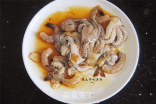 Beef Sauce Seafood Noodles recipe