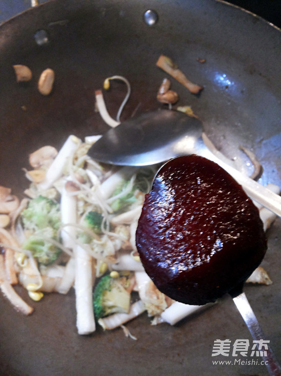 Stir-fried Rice Cake with Vegetables recipe