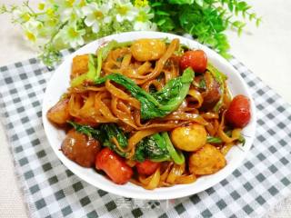 Fried Noodles with Fish Balls and Vegetables recipe