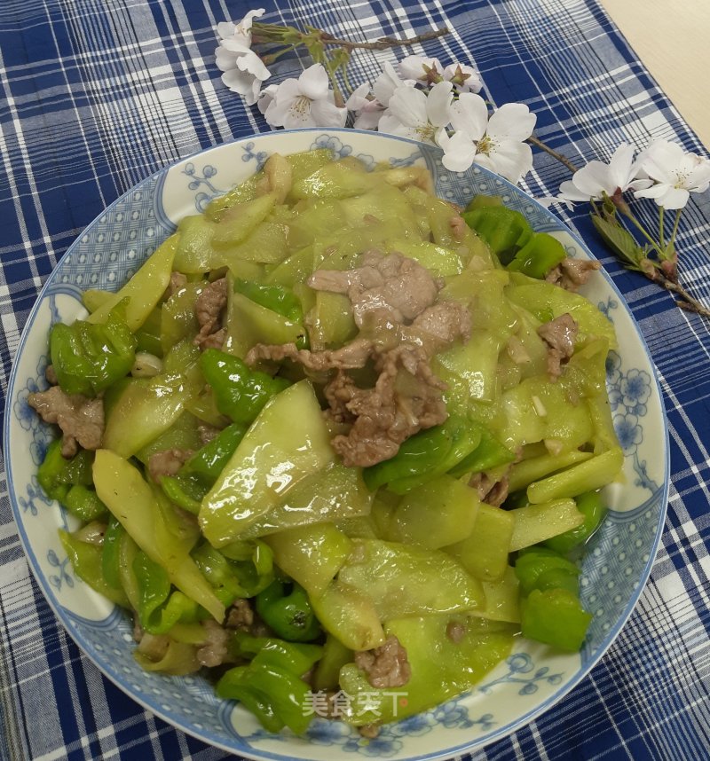 Green Bamboo Shoots Pork Slices recipe