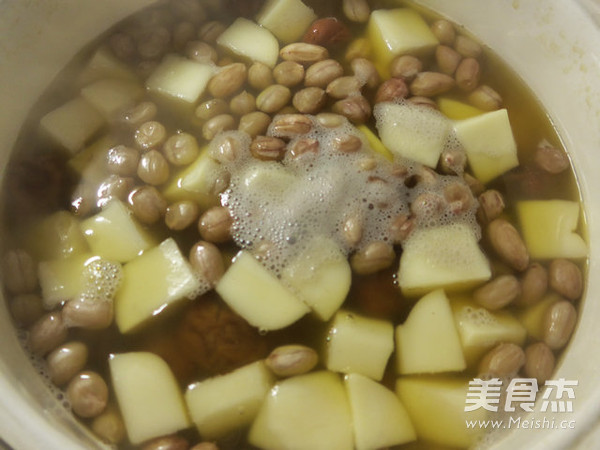 Peanuts and Lychee Boiled Rice Cake recipe