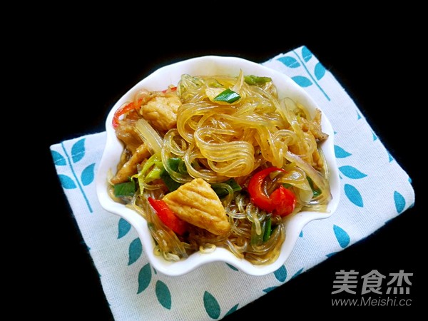 Fried Vermicelli with Sliced Pork recipe