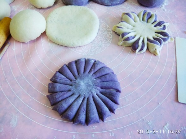 Flower Buns recipe