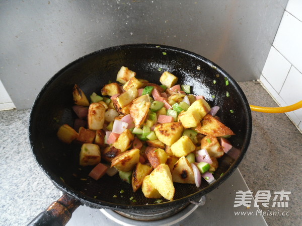 Fried Steamed Buns recipe