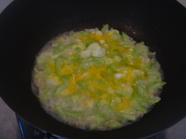 Braised Zucchini with Egg recipe