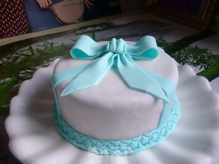 Bowknot Fondant Cake recipe