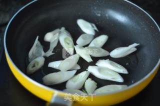 Stir-fried Beef with Scallions recipe