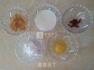 Steamed Egg with Milk and Peach Gum (sweet) recipe