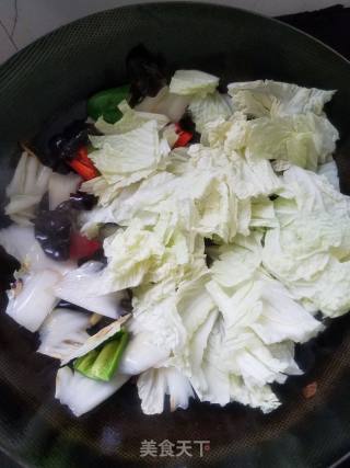 Stir Fried Fungus with Cabbage recipe