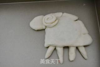 [pleasant Lamb Bread] Celebrate The Year of The Goat with Joy recipe