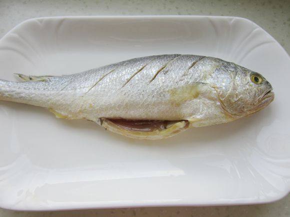 Lamb Braised Yellow Croaker recipe