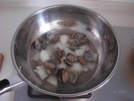 Clam and Winter Melon Soup recipe