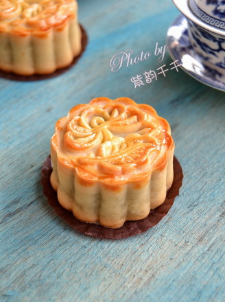 Guangdong Mung Bean Paste Mooncake