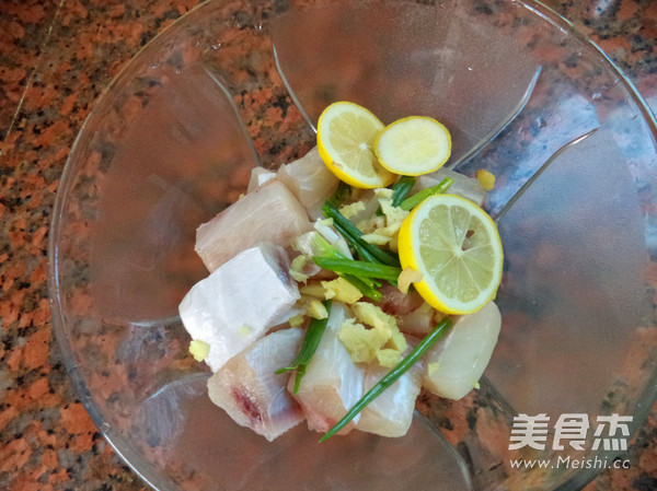 Braised Fish Pieces in Korean Spicy Sauce recipe