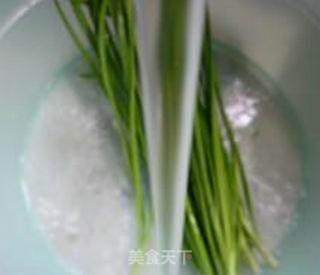 Fried Squid with Leek and Green Bean Sprouts recipe