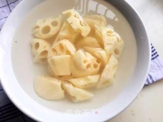 [shandong] Steamed Pork Ribs and Lotus Root recipe