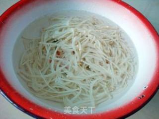 Enoki Mushroom with Scallion Oil recipe